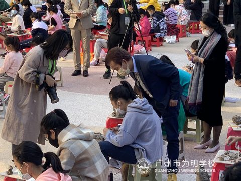 海珠独秀，美育为明——初中部美术比赛获奖捷报频传