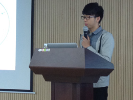 2011届高中优秀毕业生、校友周枫为高三同学开讲座