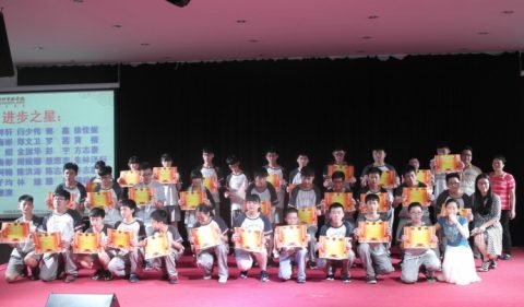 给孩子适合的教育—初二年级期中家长开放日圆满成功