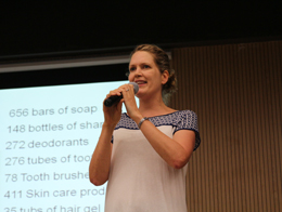 国际部为明讲堂“人类的足迹”