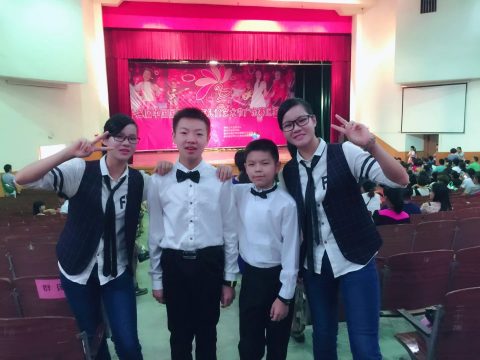 初中部“大一声乐班”学生获国际青少年艺术节金奖