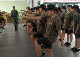 千锤百炼铸学子军魂，斗志昂扬展为明风采