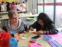 好时节，愿得年年，常见中秋欢庆